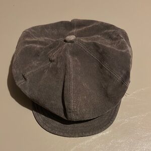 Women's Classic Gray Newsboy Cap 100% LEATHER